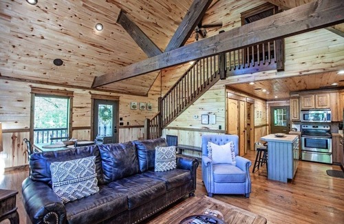 Broken Bow Cabin | Creekside in Timber Creek Trails. Minutes drive or ATV ride to restaurants