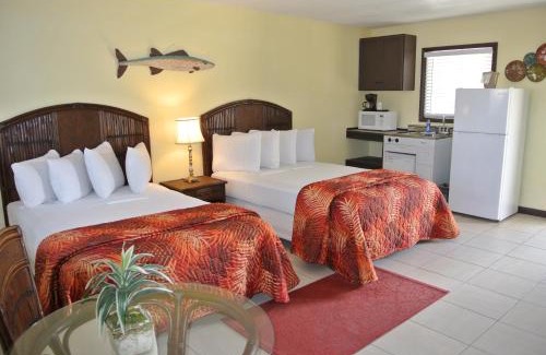 Tavernier Hotel | Creekside Inn