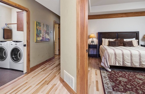 Red Lodge House | Creekside Luxury Home with hot tub just 3 blocks to downtown Red Lodge