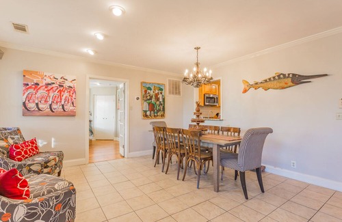 Tybee Island House | Creekside Paradise - pool, kayaks, bikes, hot tub, dock