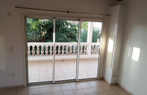 Centre-Ville Apartment | Creole apartment in Ligne Paradis Saint-Pierre near the sea