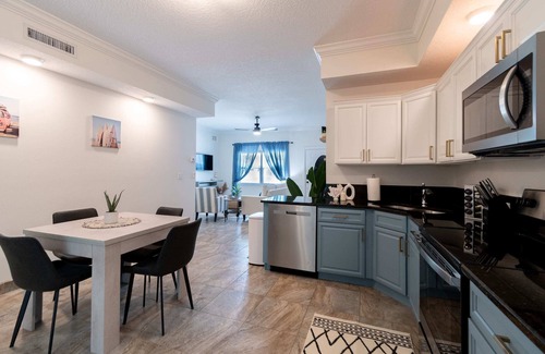 Crescent Beach Condo | Crescent Beach 4 Summ
