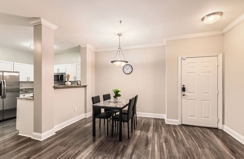 Old Fourth Ward Apartment | Crest at Midtown 1125 l 2Bedroom 2 Bathroom