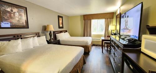 Packwood Hotel | Crest Trail Lodge
