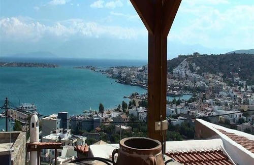 Mavrikiano House | Cretan Historical Home with Sea View (Argiro)