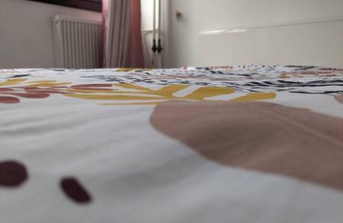 Montaigut House | Creteil new 1