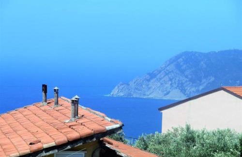 Volastra Apartment | Creuza Apartment