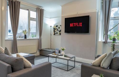 Bury House | Crew Quarters - Your Ideal Stay in Bury