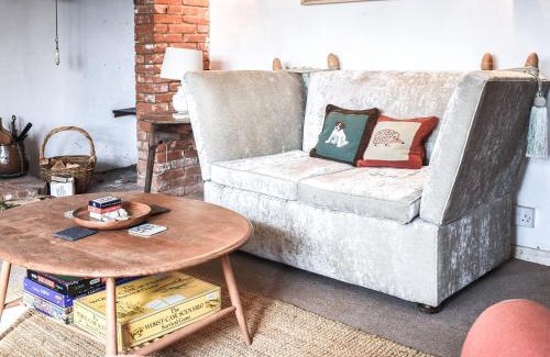 Holme House | Cricketers Cottage