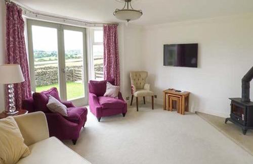 Keighley House | Cringles House