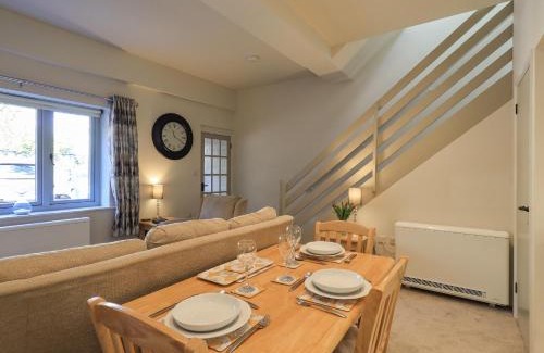 Ambleside House | Cringol Cottage