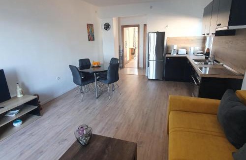 Kukljica Apartment | Crni apartman