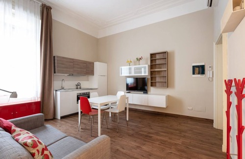 Porta Lodovica Apartment | Crocetta Carmen one bedroom 1st floor - Mirable PM