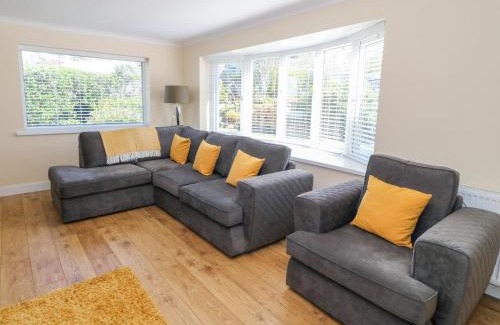 Cemaes Bay House | Croeso