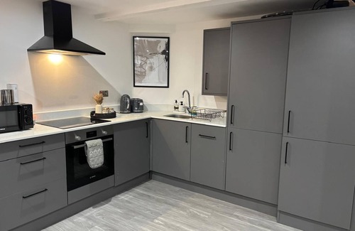 Wolverhampton Apartment | CroftCabin