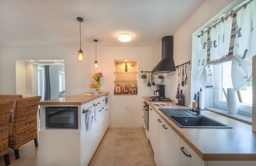 Paradiz Villa | CROGO Villa Paradiz, Charmantes Ferienhaus bei Labin, Istrien – Privater Pool, großer Garten & viel