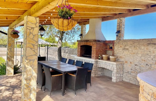 Paradiz Villa | CROGO Villa Paradiz, Charmantes Ferienhaus bei Labin, Istrien – Privater Pool, großer Garten & viel