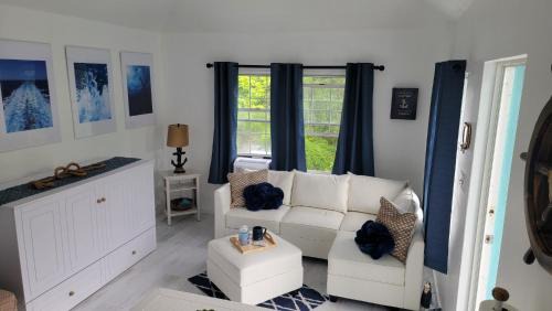 St. George's Apartment | Crown and Anchorage