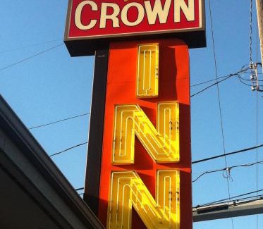 Seattle Hotel | Crown Inn