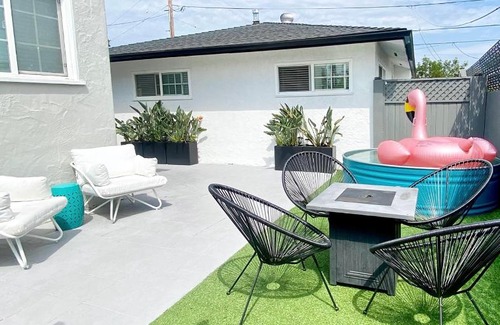 Crown Point House | Crown Point Home w/Cowboy Pool 2 Blocks to Bay