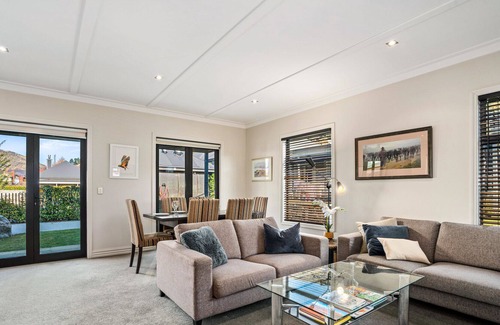 Cardrona House | Crown Range Cottage - Cardrona Holiday Home