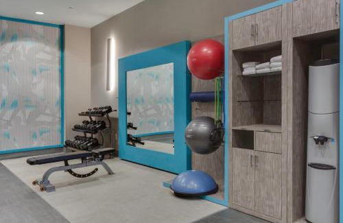 Poinciana Park Hotel | Crowne Plaza Hotel & Resorts Fort Lauderdale Airport/Cruise by IHG