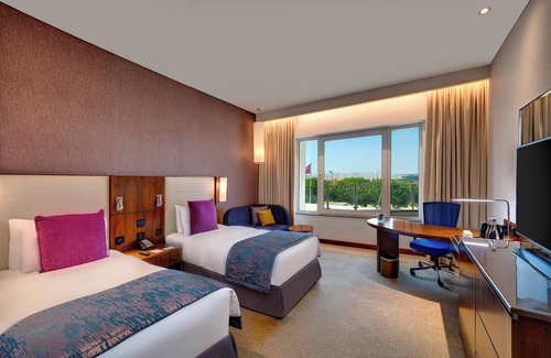 Muscat Hotel | Crowne Plaza Muscat OCEC by IHG