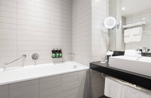 Newcastle-upon-Tyne Hotel | Crowne Plaza Newcastle - Stephenson Quarter by IHG