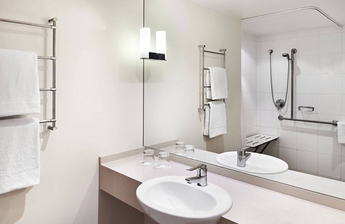 Macquarie Park Hotel | Crowne Plaza Sydney Macquarie Park by IHG
