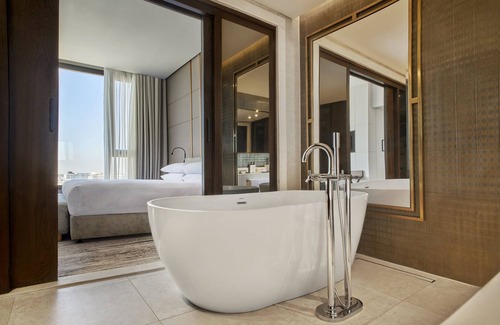 Sheikh Zayed City Hotel | Crowne Plaza West Cairo Arkan by IHG