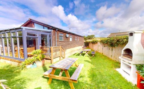 Croyde House | CROYDE DUNE LODGE 3 Bedrooms