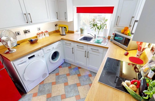 Croyde Cottage | Croyde Wonky Cottage 1 Bedroom