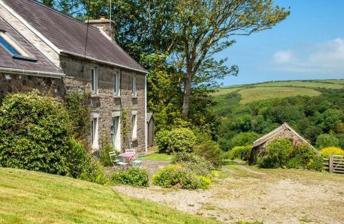 Moylegrove House | Crug Y Felin