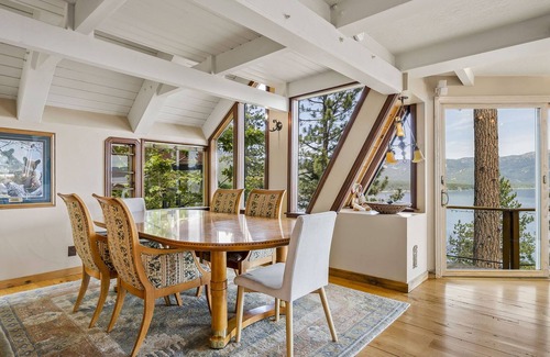 Crystal Bay House | Crystal Bay house with panoramic lake view