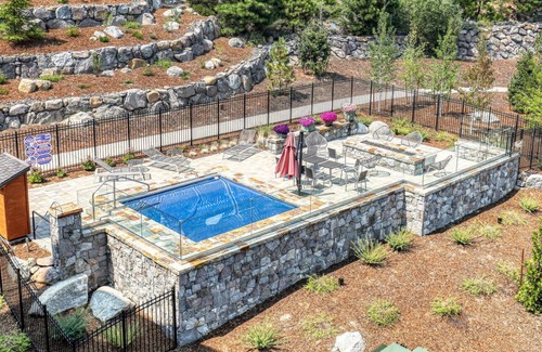 Crystal Bay Condo | Crystal Bay Penthouse 301 | Community Hot Tub | Close to Beaches & Skiing!