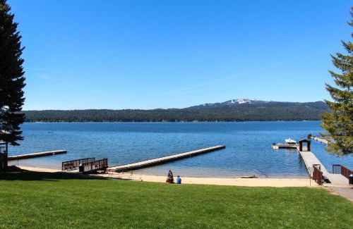 McCall Apartment | Crystal Beach