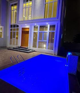 Salalah Ski Chalet | Crystal Chalet Complex- مجمع شاليهات كريستال