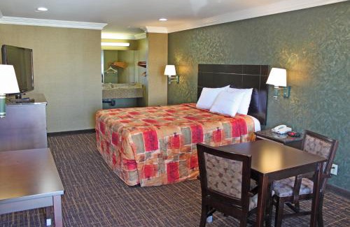 Lennox Hotel | Crystal Inn Suites & Spas