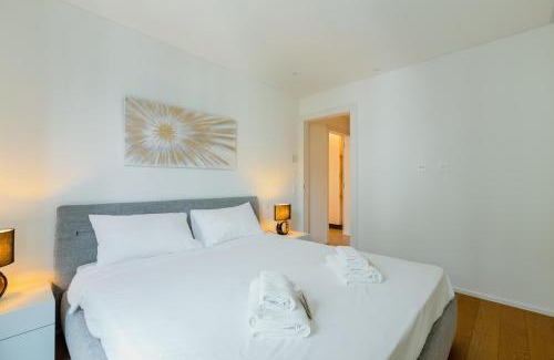 Massagno Apartment | Crystal Palace 1