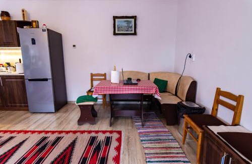 Siculeni House | Csicsói Csűrház