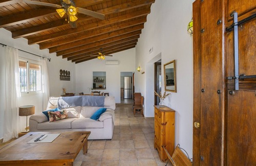 Alhaurin el Grande Cottage | Cubo's Casa Rural La Oliva/private pool/air conditioning/free wifi