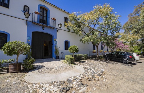 Casarabonela Bed & Breakfast | Cubo's Hotel Cortijo San Antonio Caminito del Rey/air conditioning/free Wi-Fi/free parking
