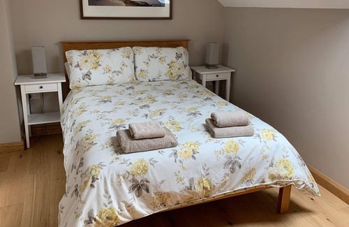 Haverfordwest House | Cuddfan Fach - Stunning barn conversion Nr the Pembrokeshire Coast Path