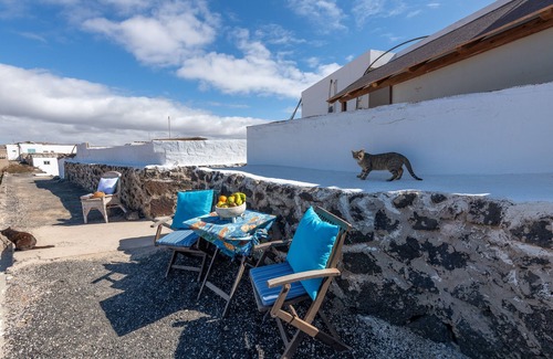 La Oliva Apartment | Cueva, Near The Sea in Majanicho