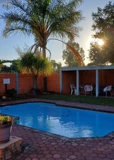 Oudtshoorn House | Culdesac Guesthouse Oudtshoorn