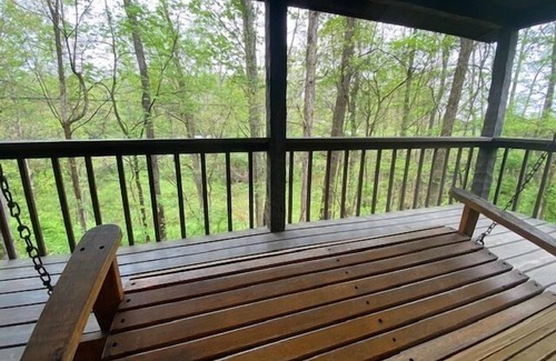 Logan Cabin | Cumberland - Hosted by The Chalets