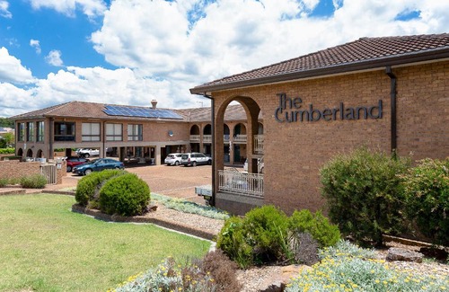 Cessnock Hotel | Cumberland Motor Inn