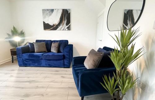 Stockton-on-Tees House | Curlew Place by Blue Skies Stays