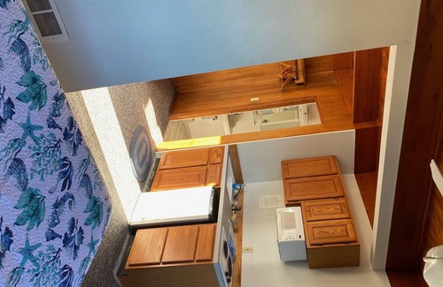Sekiu House | Curley's, C - Motel - 1 Queen / 1 Single / Kitchenette