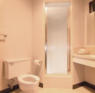 Crescent City Hotel | Curly Redwood Lodge